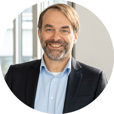 Chris Deml, author of article Migrating a Loyalty Platform to the AWS Cloud under Pressure: Lessons from Miles & More